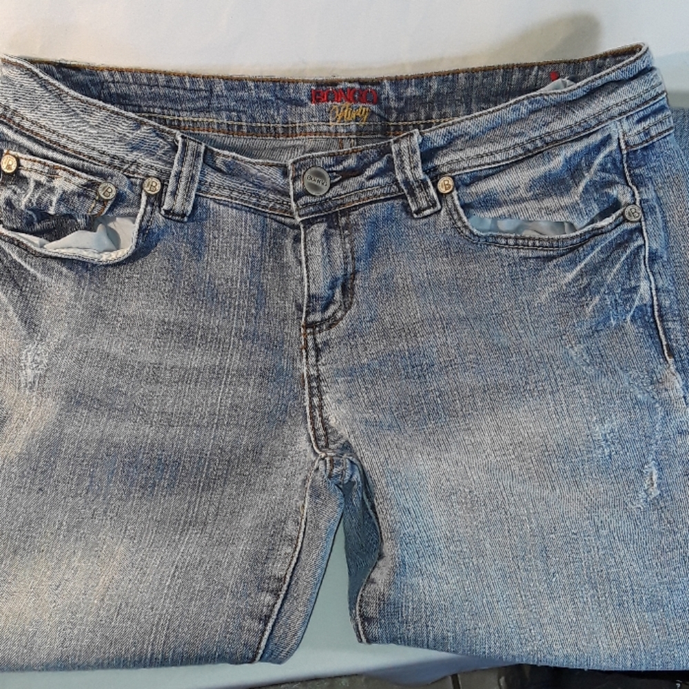 Women's Bongo Flirty blue jeans size 13 distressed